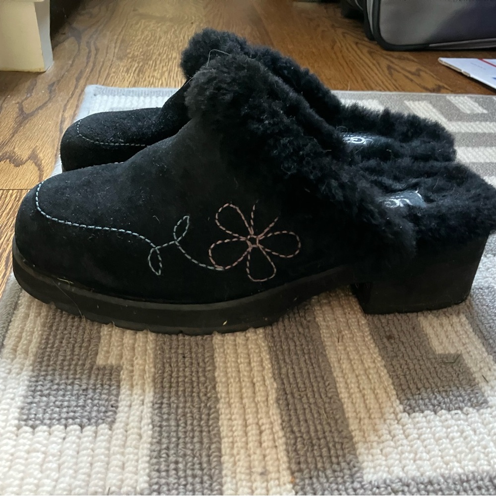 Ugg Shearling Platform Clogs Size 9. Excellent Us… - image 4